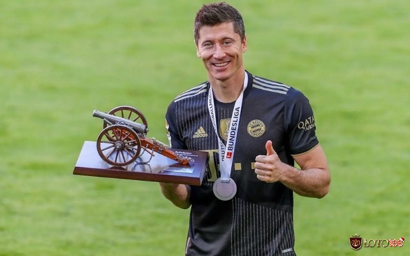 Cầu thủ đẹp trai nhất thế giới: Lewandowski