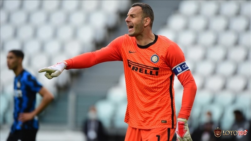 Samir Handanovic là thủ môn hay nhất Serie A kiêm đội trưởng Internazionale