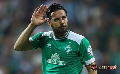 Claudio Pizarro: hạng 6 - Cầu thủ ghi bàn nhiều nhất tại Bundesliga