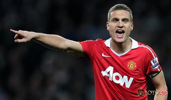 Trung vệ: Nemanja Vidic