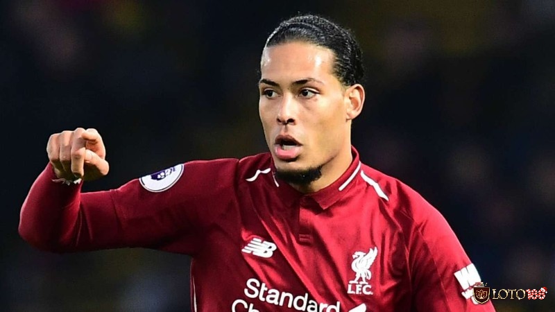 Hậu vệ hay nhất Ngoại hạng Anh khoác áo CLB Chú gà trống - Virgil Van Dijk