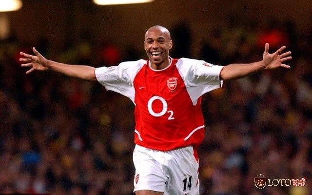 Thierry Henry xứng đáng nằm trong top những tiền đạo hay nhất Arsenal