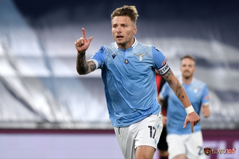 Ciro Immobile trở thành tiền đạo hay nhất Serie A với 35 bàn thắng cùng 8 pha kiến tạo