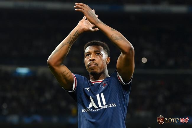 Kimpembe đã xuất sắc lọt top trung vệ hay nhất Ligue 1 mùa giải 2021 - 2022