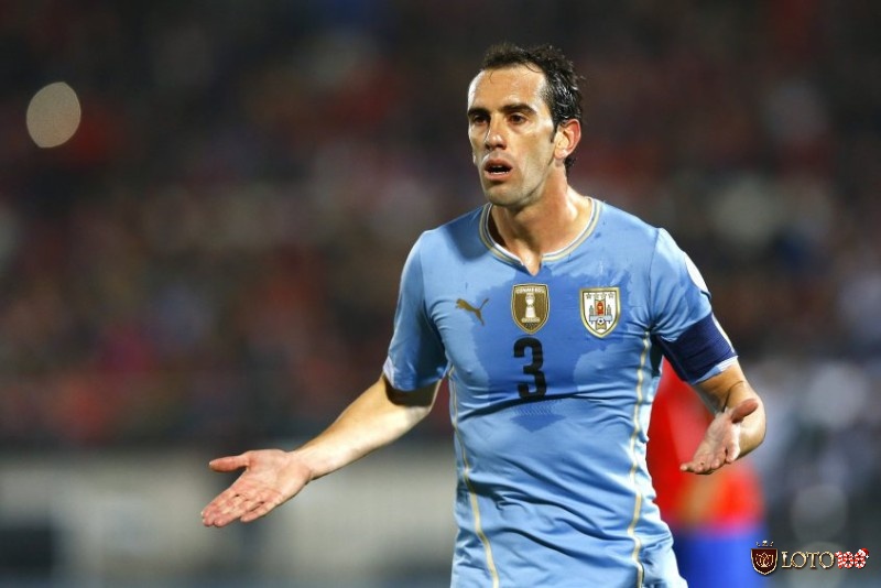 Trung vệ Diego Godín trong màu áo Urugay tại World Cup 2018