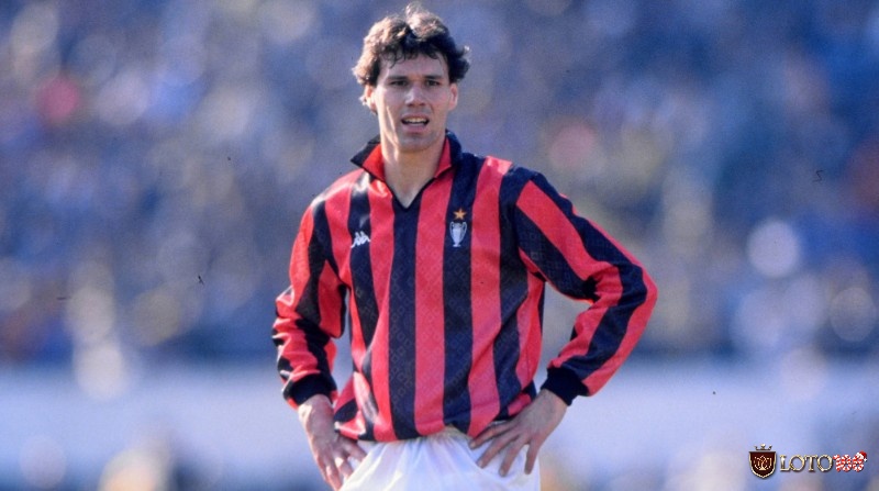 Marco van Basten nằm top cầu thủ xuất sắc nhất AC Milan với những bàn thắng đẳng cấp