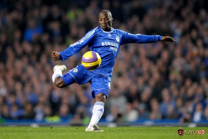 Claude Makelele là một trong những tiền vệ hay nhất Chelsea