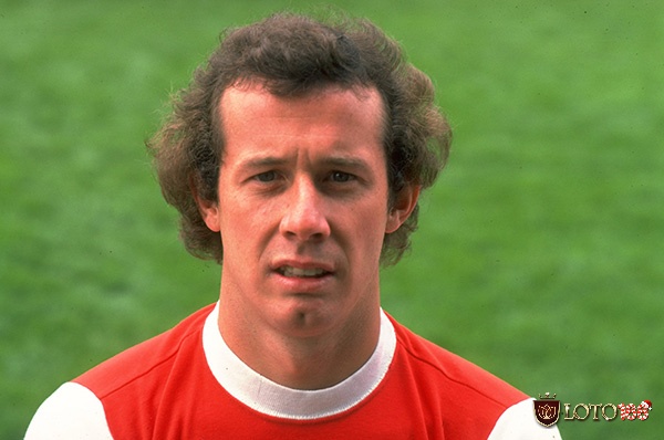 Đội hình xuất sắc nhất Arsenal - Liam Brady