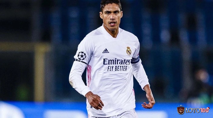 Raphael Varane là trung vệ tài năng với tốc độ và sức mạnh vượt trội