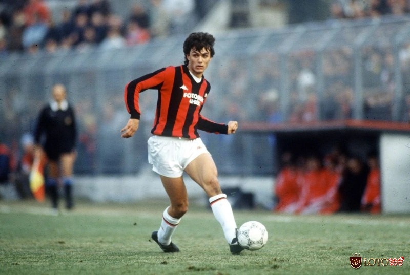 Hình ảnh hậu vệ Paolo Maldini