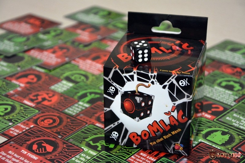 Board game bom lắc có cách chơi nhẹ nhàng không yêu cầu tư duy 